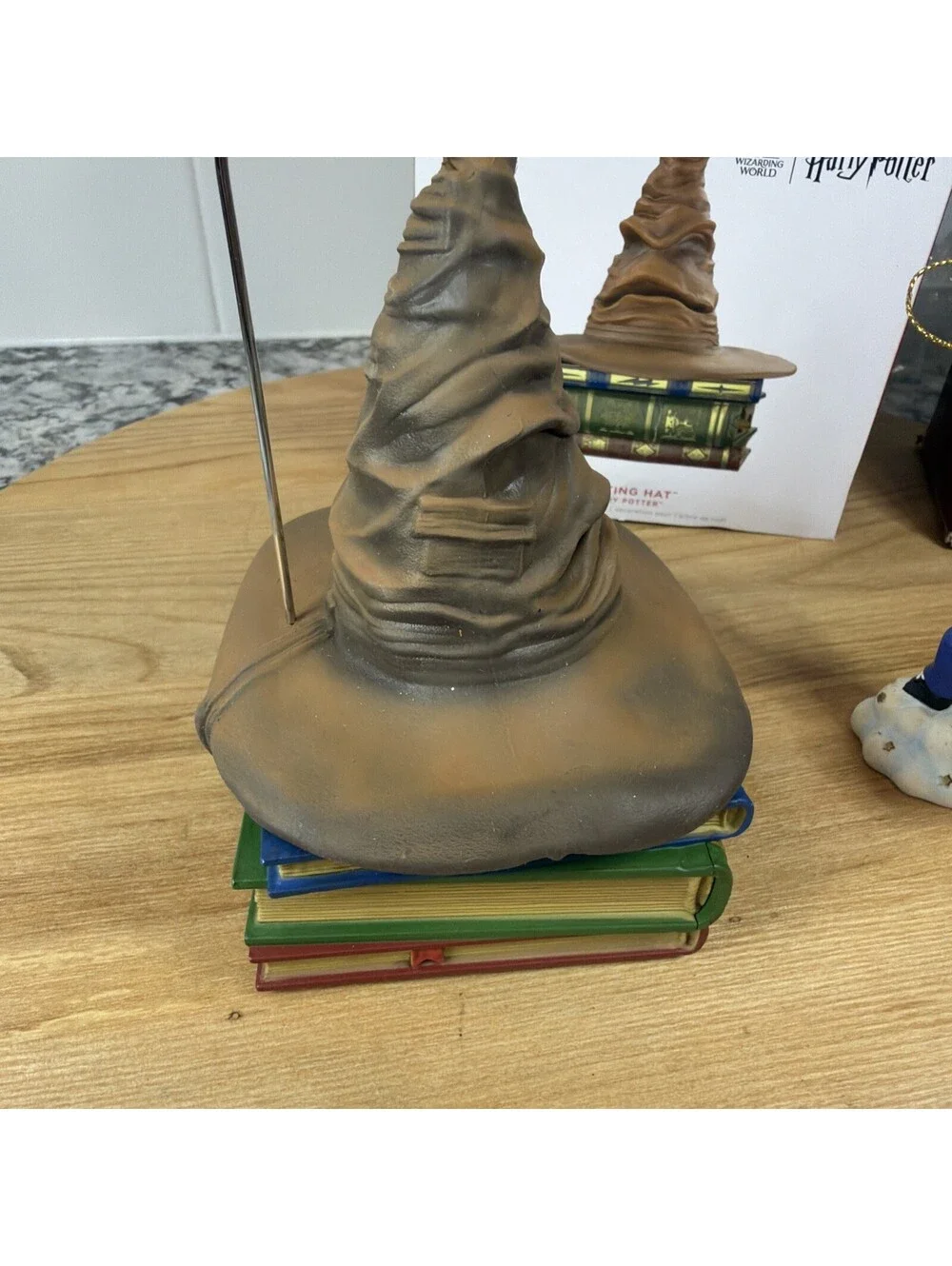 Harry Potter Christmas Playing Quidditch / Sorting Hat